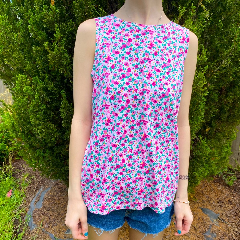 Croft & Barrow The Classic Tank Sleeveless Summer Floral Pink Green White Top